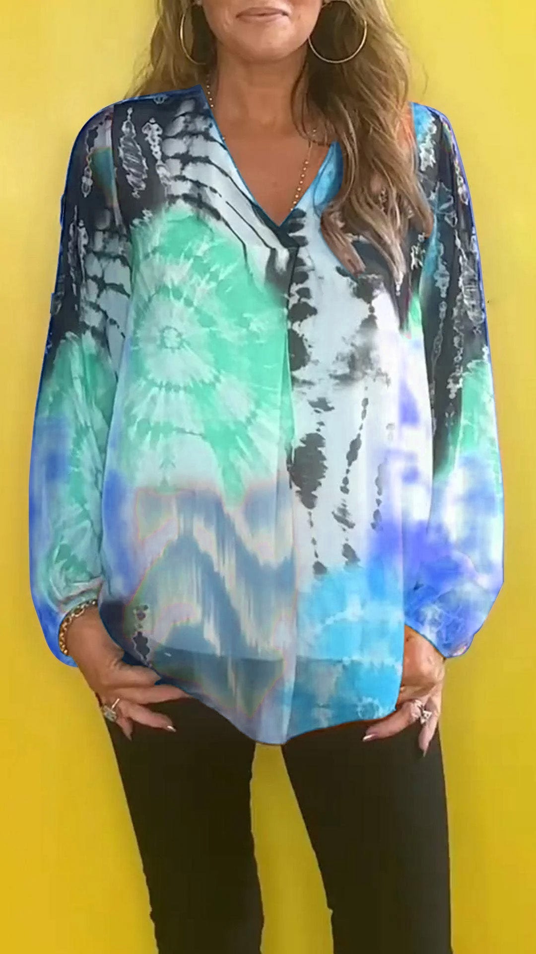 Isabelle - Casual V-neck Tie-dye Top