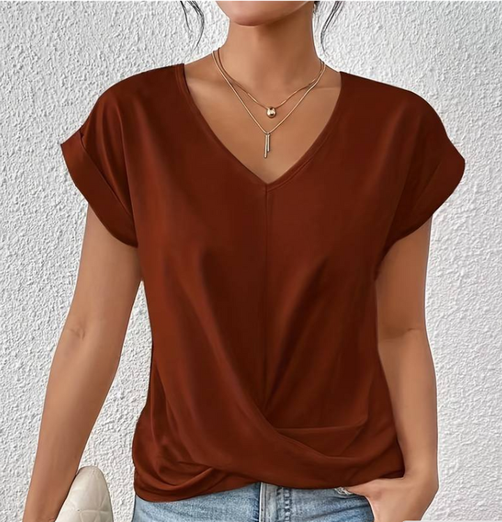 Clarisse | The Perfect V-Neck Top