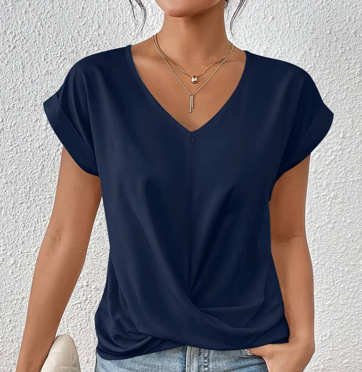 Clarisse | The Perfect V-Neck Top