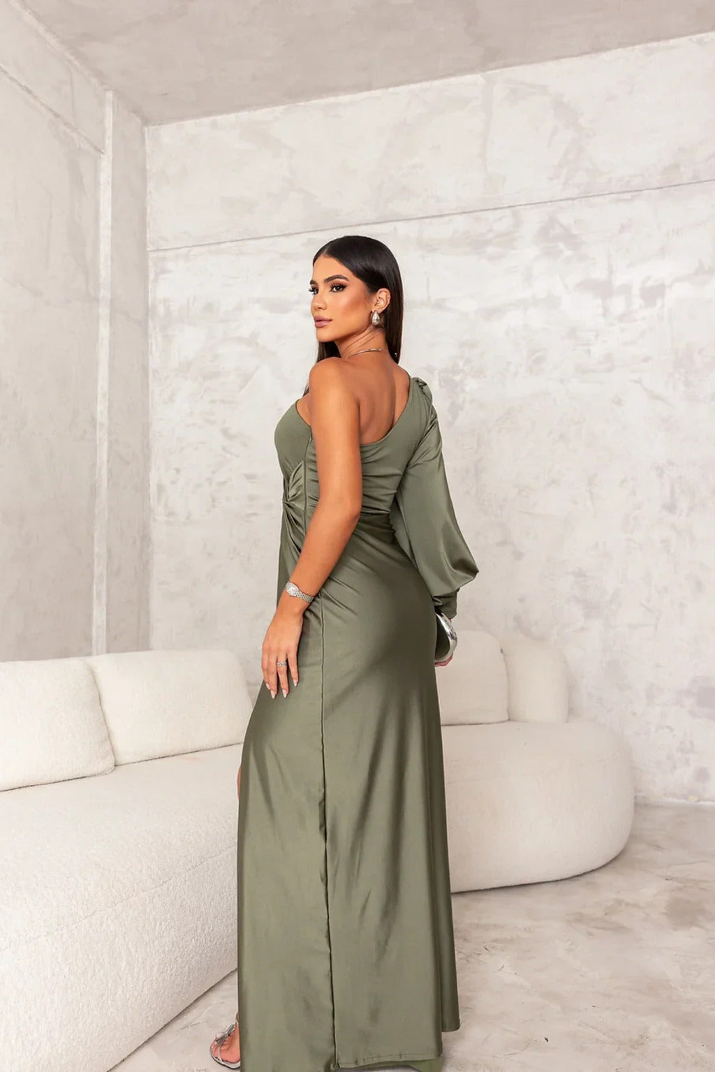 Kim - Elegant Dress with Finesse